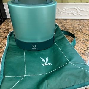Vaya 1,000ml Insulated copper finish lunch box